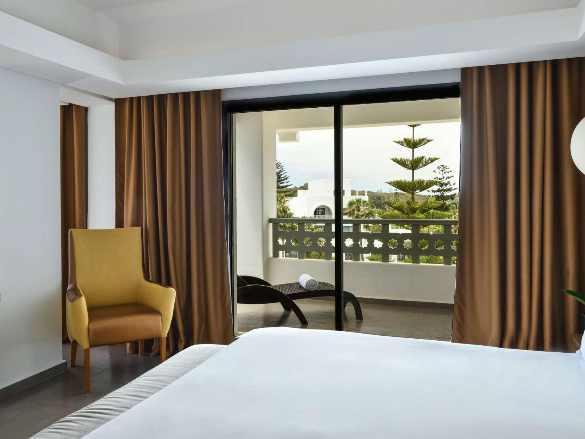 Pullman Mazagan Royal Golf&Spa El Jadida Dış mekan fotoğraf Curtains in a bedroom